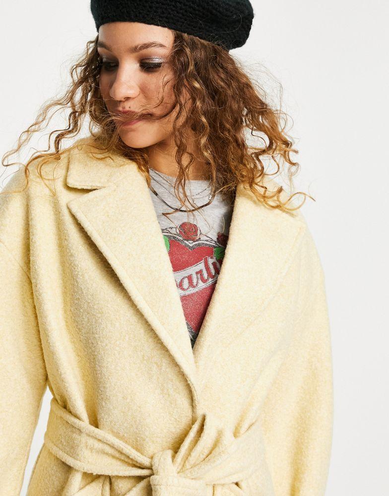 商品Topshop|Topshop boucle wrap belted coat in lemon,价格¥244,第5张图片详细描述