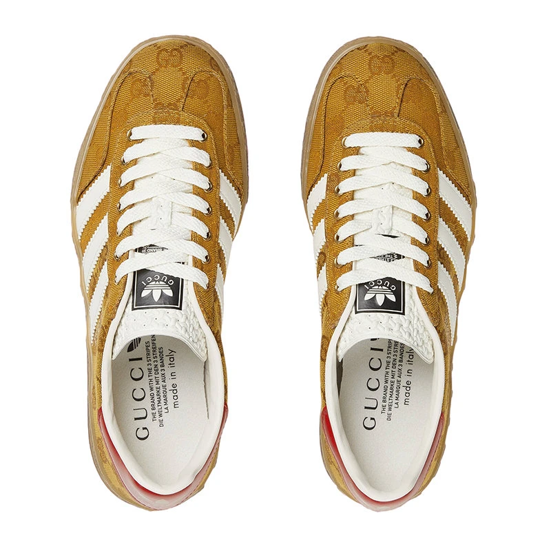 商品Gucci|【预售3-7天】GUCCI/古驰 22年秋冬新款 adidas联名系列 女士米色/棕色老花帆布配可持续材料Demetra白色三条纹运动鞋帆布鞋707868UWV207162,价格¥5745,第6张图片详细描述