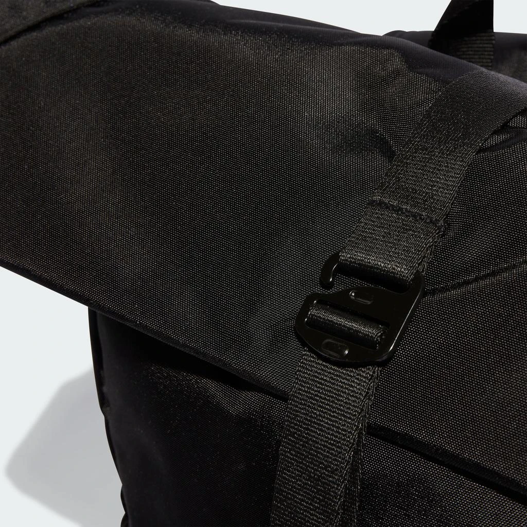 PREMIUM ESSENTIALS ROLLTOP BACKPACK 商品