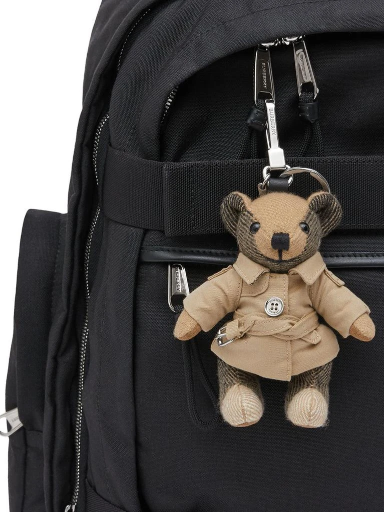商品Burberry|Thomas bear charm in trench coat,价格¥2088,第3张图片详细描述
