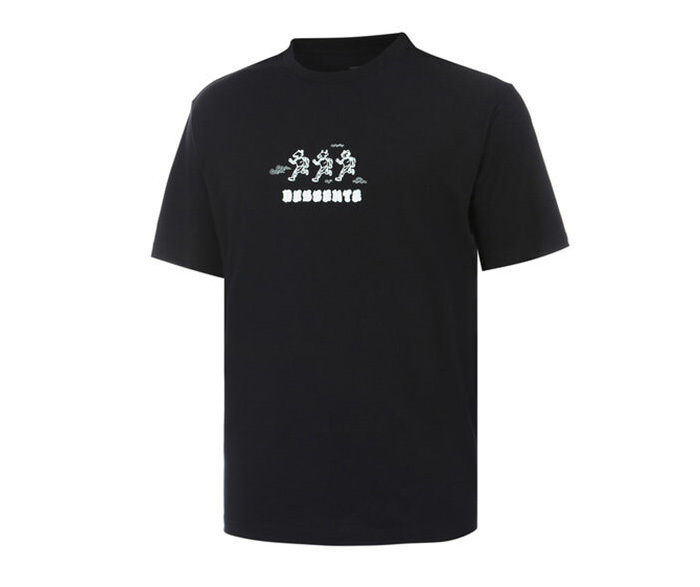 商品DESCENTE|【享贝家】DESCENTE 迪桑特 卡通图案短袖T恤 黑色 SM323OTS71-BLK（现采购商品，下单后12天内发货）,价格¥383,第1张图片