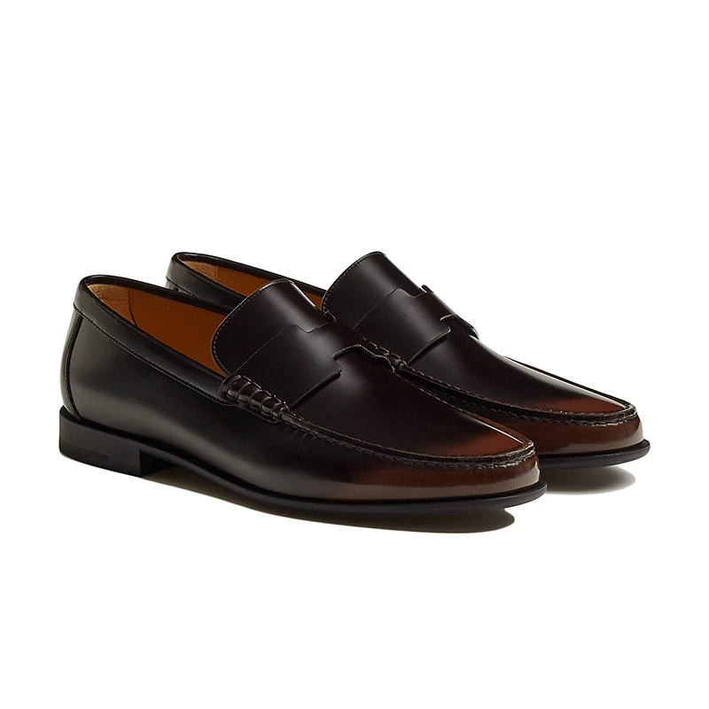 商品Hermes|【预售3-7天】HERMES/爱马仕 22年秋冬新款 Duke系列 男士乌木棕色经典的拉绒小牛皮乐福鞋H222994ZAME400,价格¥5590,第4张图片详细描述
