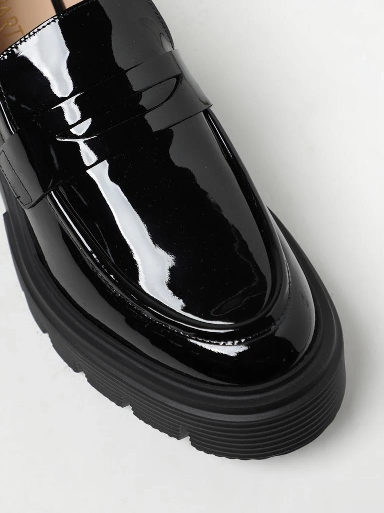 商品Stuart Weitzman|Stuart Weitzman Soho Loafer moccasins in patent leather,价格¥2127,第4张图片详细描述