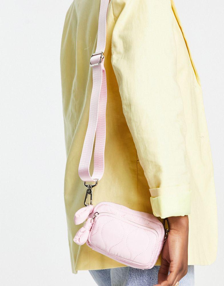商品Topshop|Topshop micro quilt nylon bag in pink,价格¥131,第5张图片详细描述