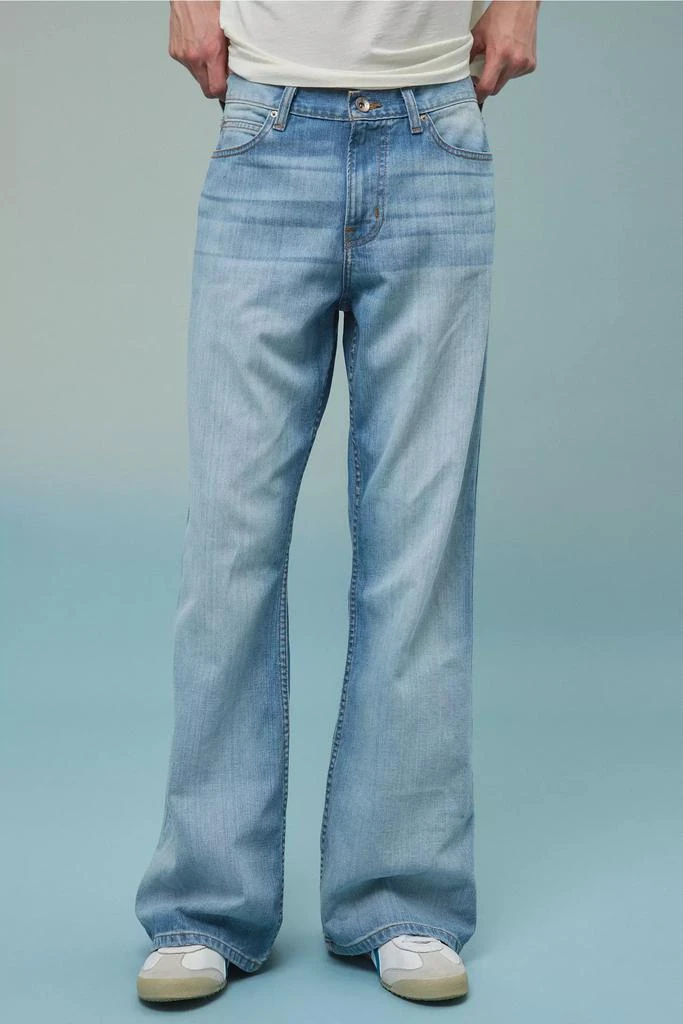 商品BDG|BDG Slacker Relaxed Flare Jean,价格¥582,第3张图片详细描述