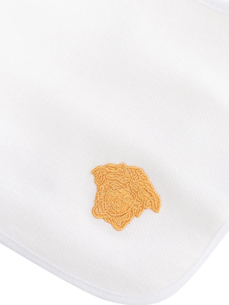 商品Versace|Versace Bib, Cap, Onesie,价格¥2430,第2张图片详细描述