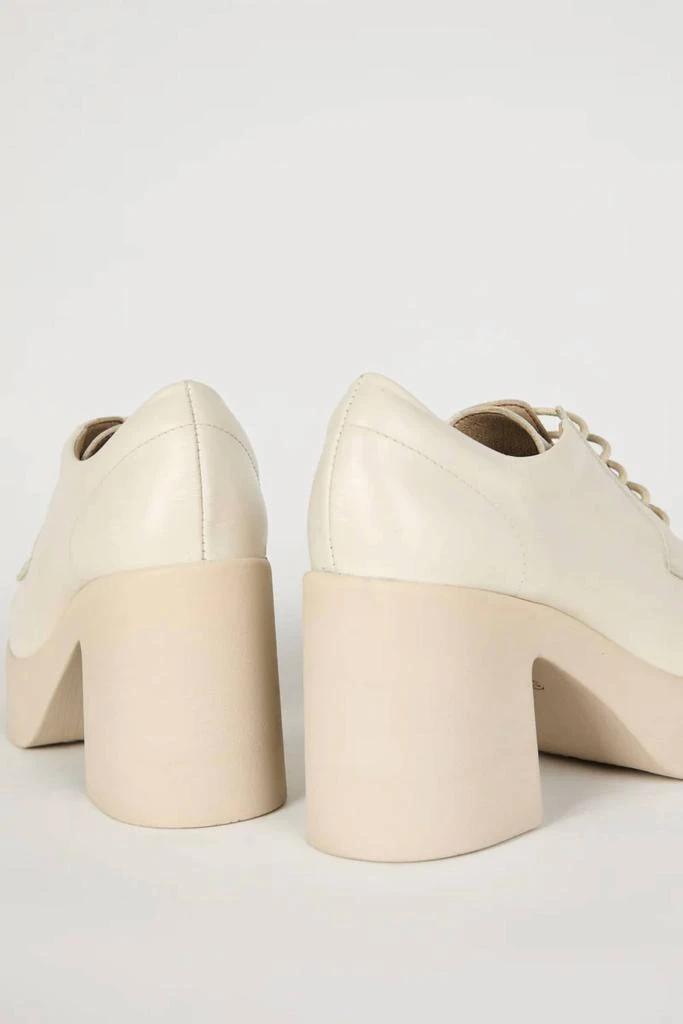 商品Intentionally Blank|Women'S Lowe Oxford Heel in Cream,价格¥1104,第5张图片详细描述