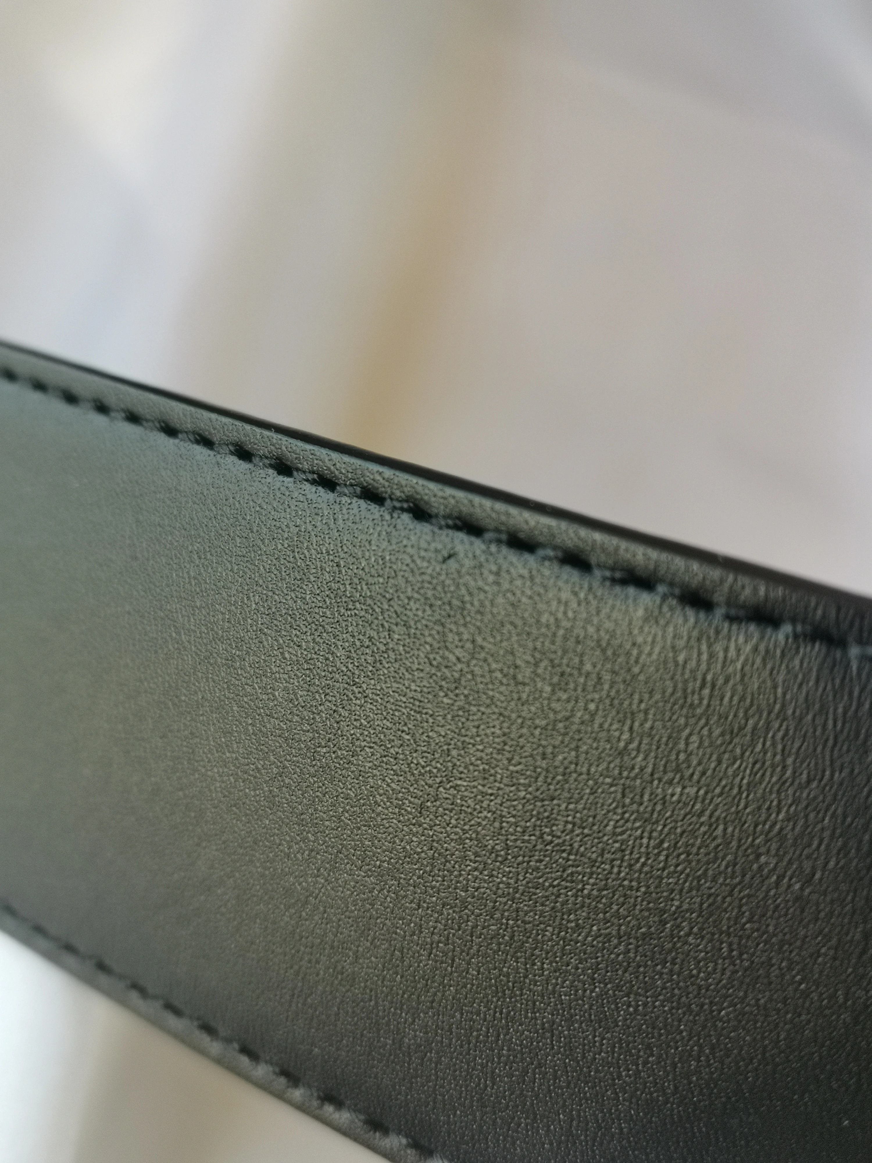 GUCCI 古驰 纯色双G标识金色平滑扣皮带腰带 男款 宽4cm 划痕微瑕 商品