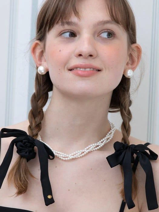 商品FANTASTIC PLANET|Romantique pearl necklace,价格¥933,第3张图片详细描述