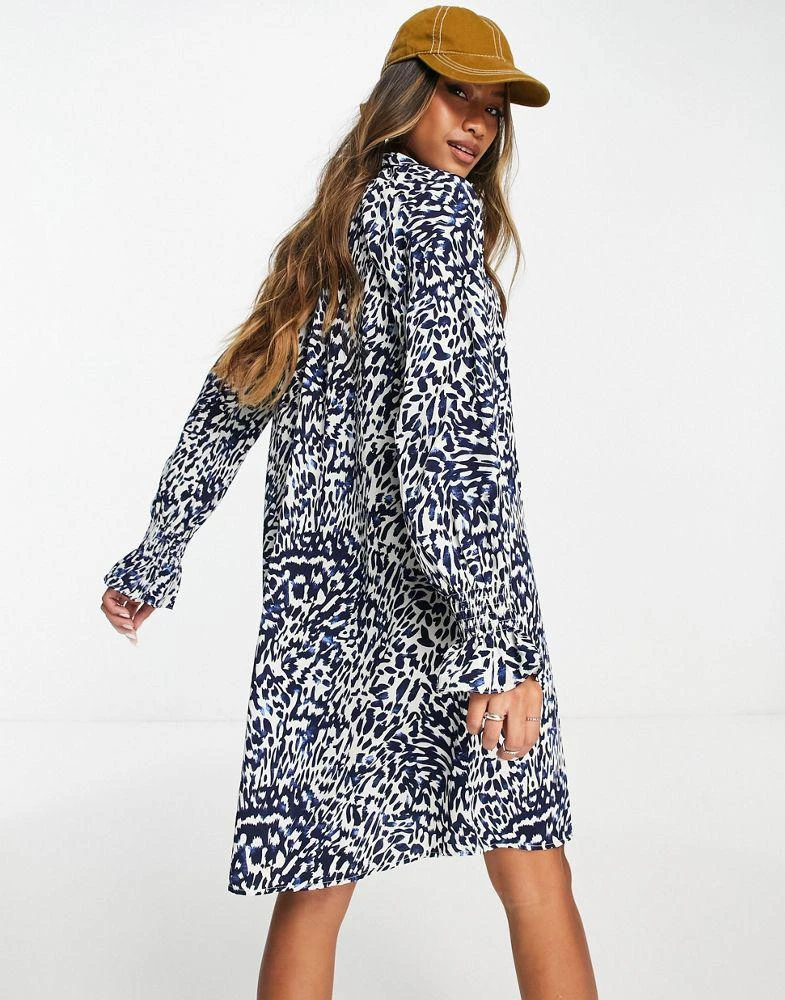 商品VERO MODA|Vero Moda long sleeve midi shirt dress in birch print,价格¥109,第2张图片详细描述
