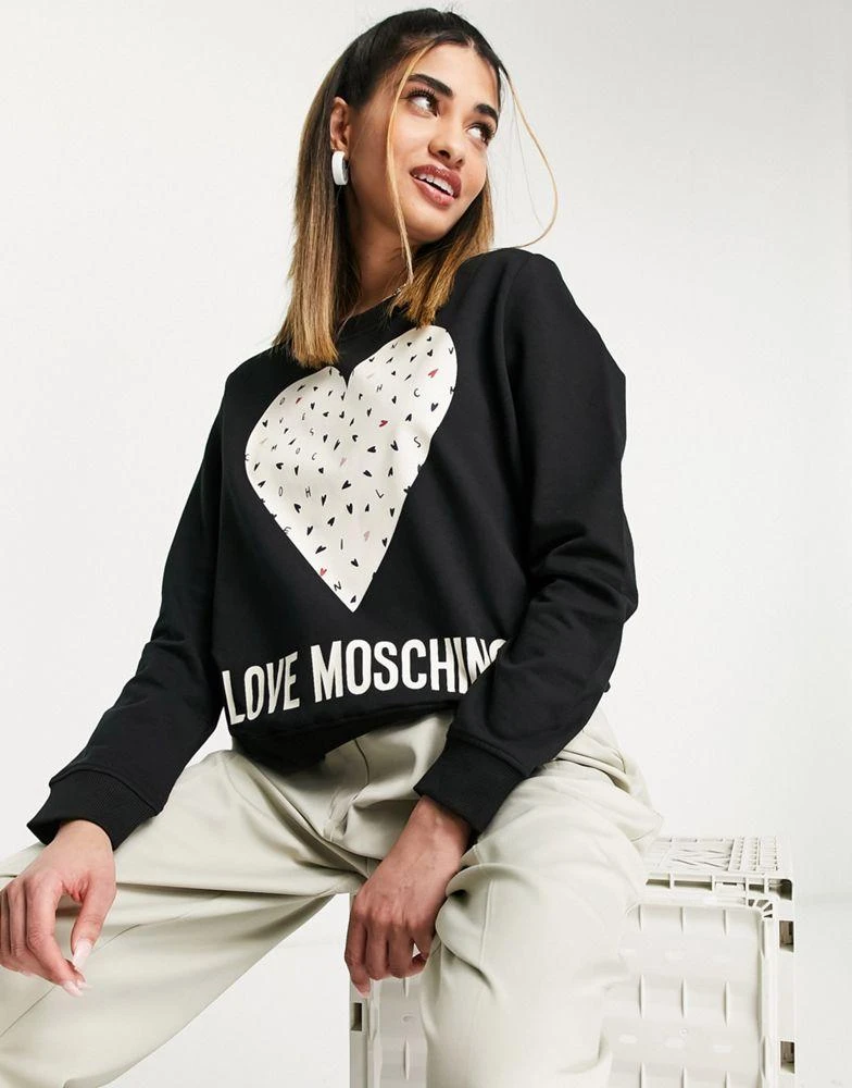 商品Love Moschino|Love Moschino mini heart logo sweatshirt in black,价格¥901,第3张图片详细描述