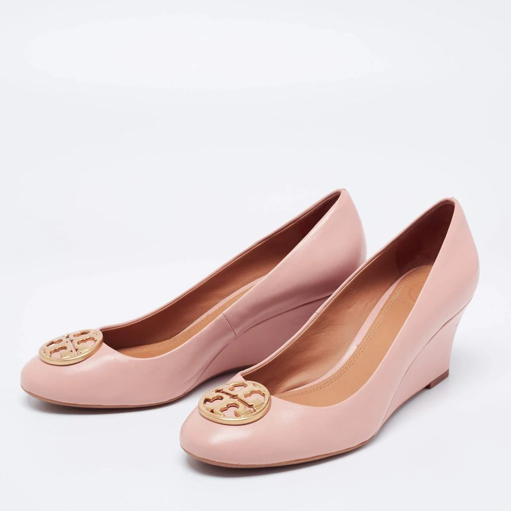 商品[二手商品] Tory Burch|Tory Burch Beige Leather Chelsea Wedge Pumps Size 37.5,价格¥999,第2张图片详细描述