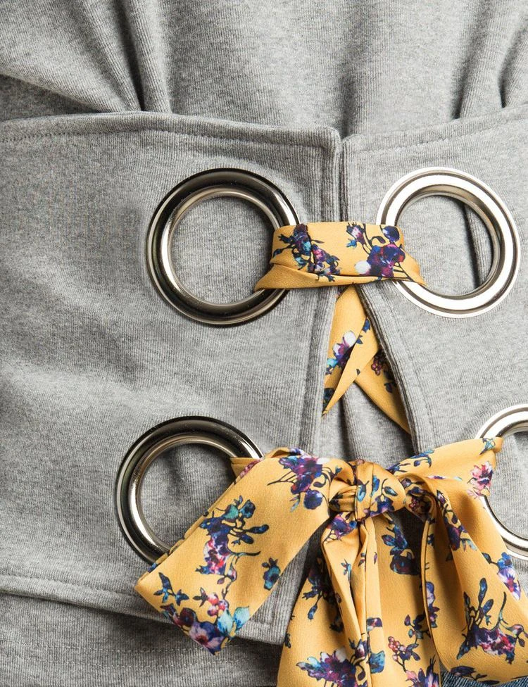 商品Pixie Market|Eyelet Scarf Tie OTS Sweatshirt,价格¥515,第4张图片详细描述