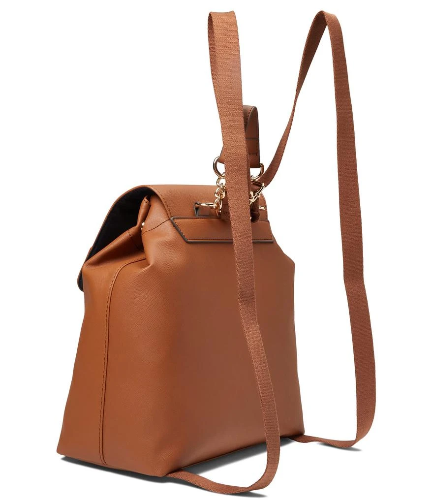 商品Tommy Hilfiger|Camilla II Flap Backpack,价格¥504,第2张图片详细描述