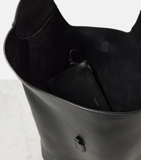 商品Yves Saint Laurent|Le 5 à 7皮革水桶包,价格¥28795,第3张图片详细描述