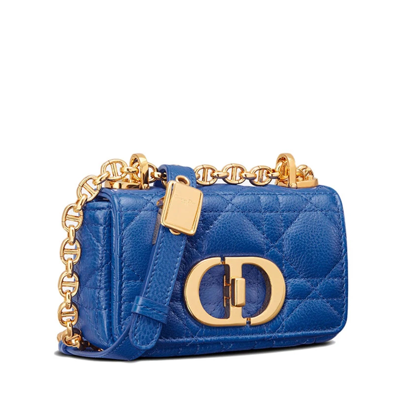 商品Dior|【预售3-7天】DIOR/迪奥 21秋冬CARO系列 女士超迷你款希腊蓝色柔软藤格纹牛皮革单肩斜挎包S2022UWHC_M04Z,价格¥18216,第4张图片详细描述