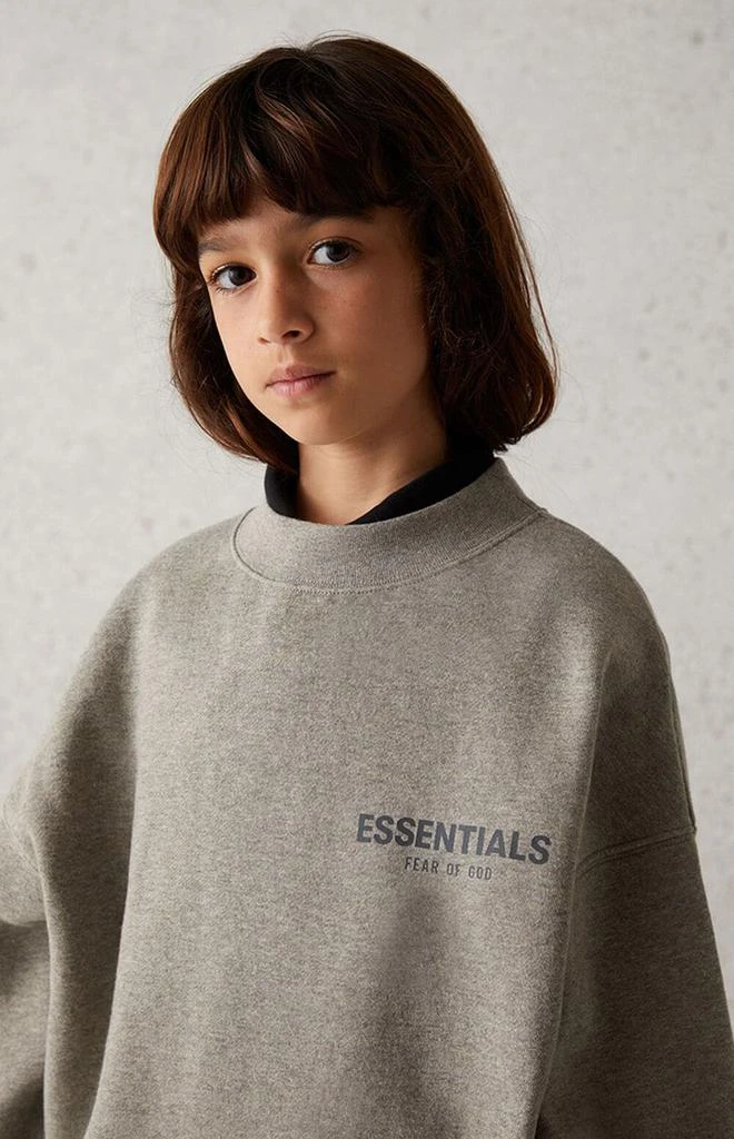 商品Essentials|Heather Oatmeal Crew Neck Sweatshirt,价格¥246,第5张图片详细描述