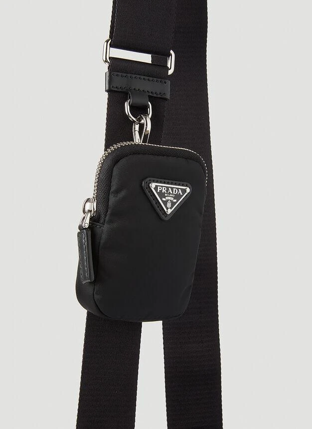 商品Prada|Logo Plaque Crossbody Pouch in Black,价格¥14362,第5张图片详细描述