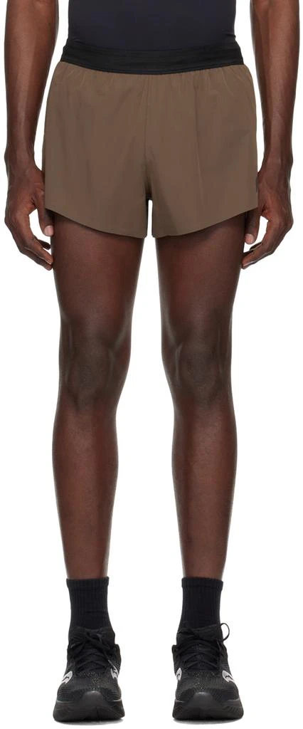 商品Soar Running|Khaki Split Shorts,价格¥642,第1张图片