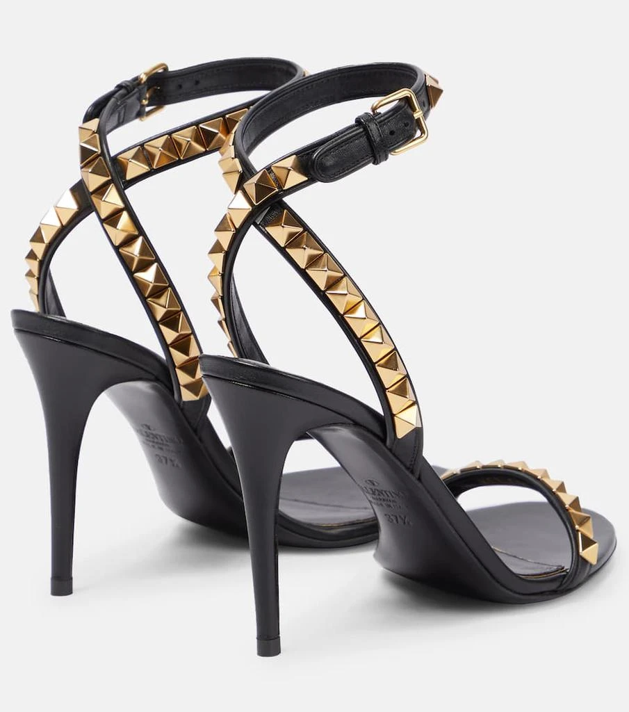 商品Valentino|Rockstud No Limit 100纳帕革凉鞋,价格¥6128,第5张图片详细描述