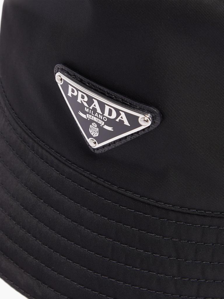 商品Prada|Triangle logo-plaque nylon bucket hat,价格¥3971,第5张图片详细描述