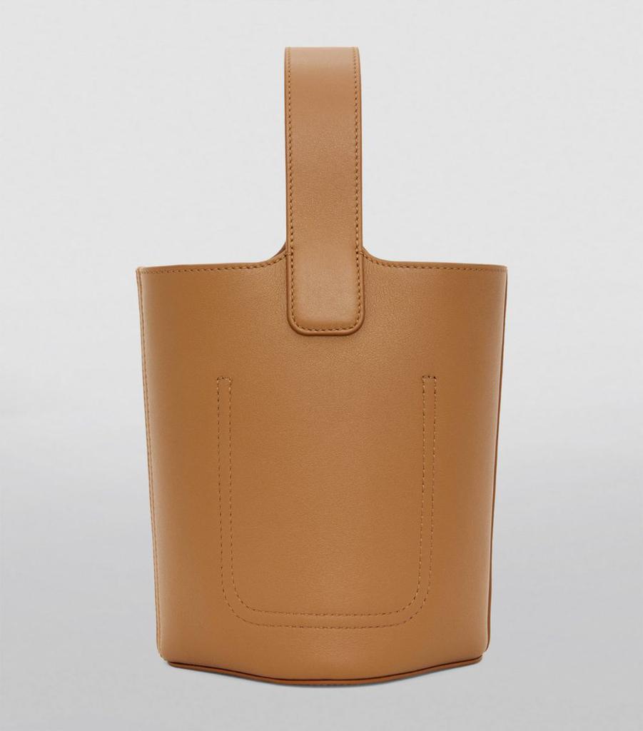 ショルダーバッグ・ポシェット LOEWE PEBBLE MINI BUCKET BAG Loewe Pebble Mini Bucket Bag in Grain Leather | Neiman Marcus