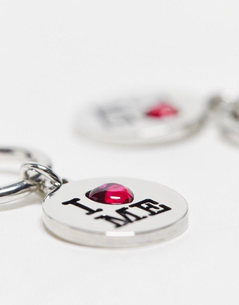 商品Reclaimed Vintage|Reclaimed Vintage unisex y2k slogan pendant huggie hoops in silver,价格¥53,第5张图片详细描述
