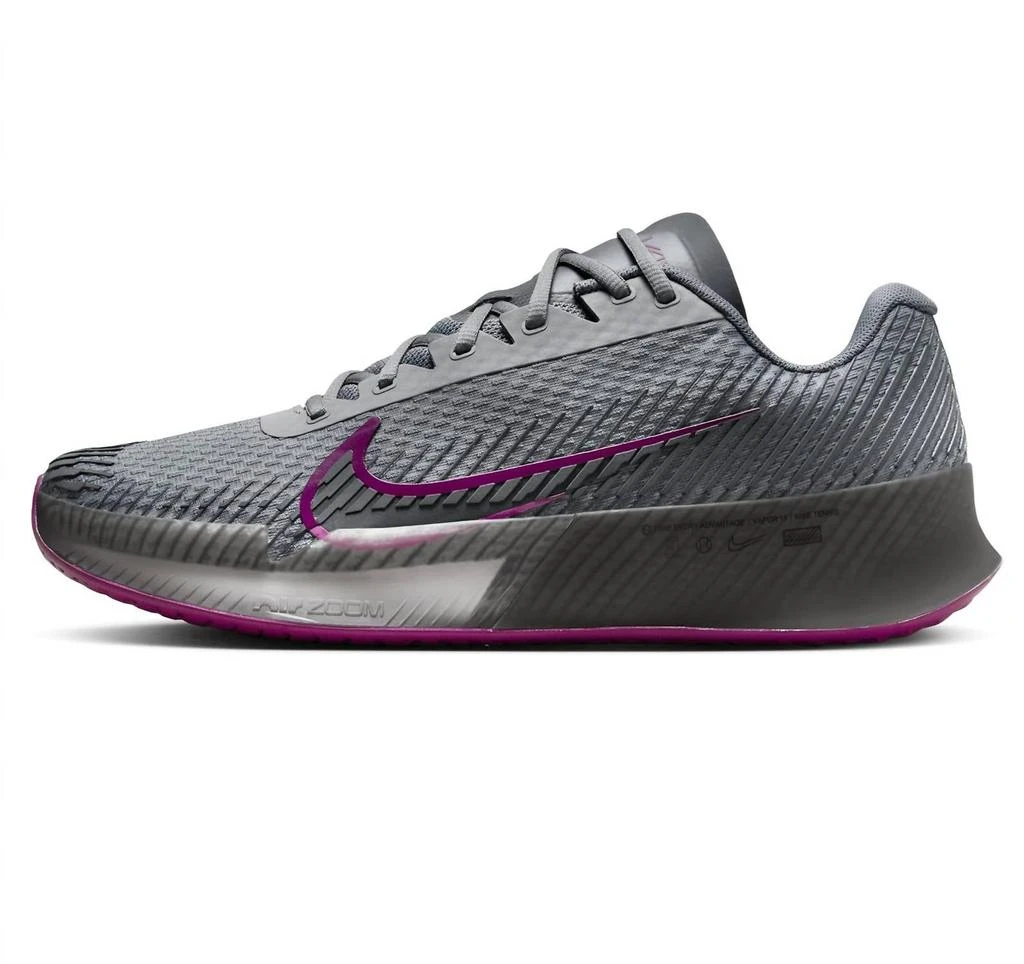 商品NIKE|Nike - Men's Air Zoom Vapor 11 Hard Court Tennis Shoes,价格¥1023,第1张图片