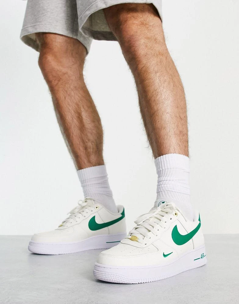 商品NIKE|Nike Air Force 1 '07 LV8 40th anniversary trainers in sail and green,价格¥1102,第1张图片