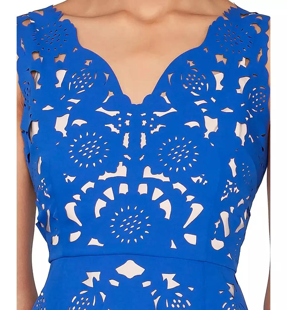商品WHITE TIE by Shani|Women's Laser-Cut Sleeveless Midi Dress,价格¥1475,第3张图片详细描述