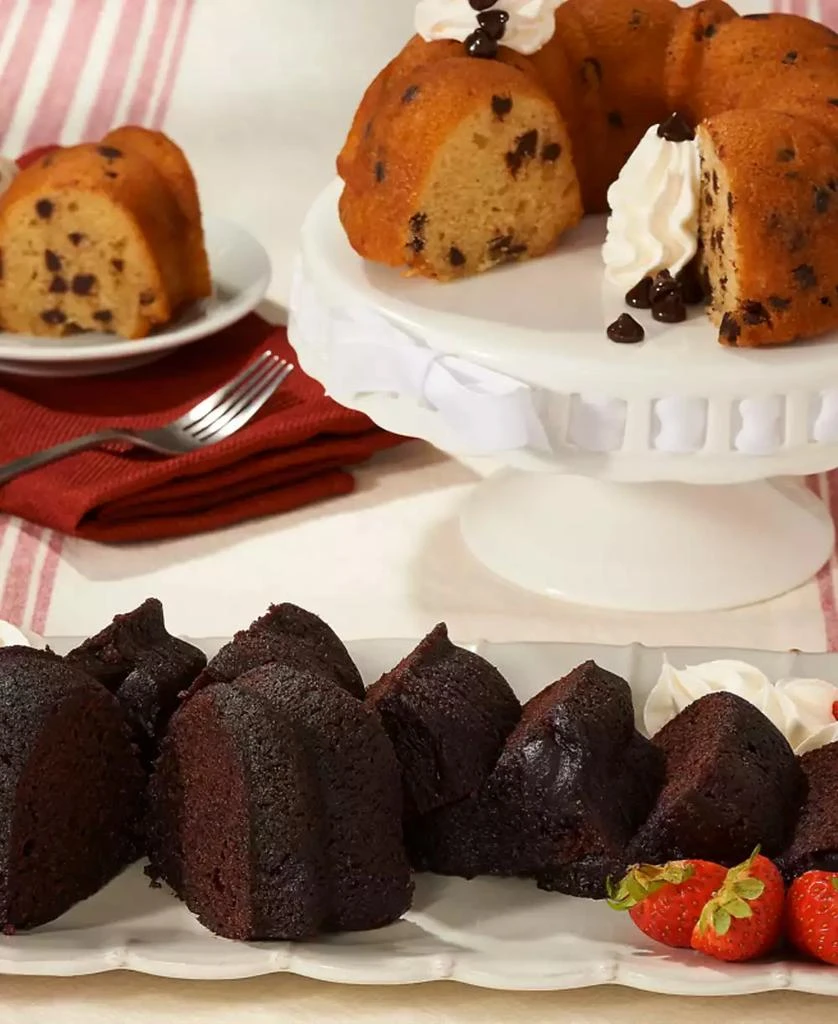 商品Dockside Market|Captains Chocolate Chip Bundt Cake, 24 oz,价格¥179,第3张图片详细描述
