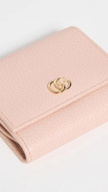 商品[二手商品] What Goes Around Comes Around|Gucci 粉色皮革 Gg Marmont 紧凑钱包,价格¥3414,第3张图片详细描述