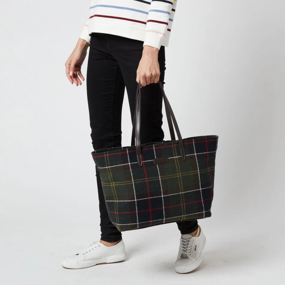 商品Barbour|Barbour Women's Witford Tartan Tote Bag - Classic,价格¥516,第5张图片详细描述