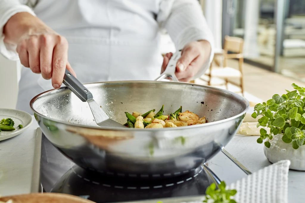 商品Demeyere|Industry 5-Ply 5-qt Stainless Steel Flat Bottom Wok,价格¥2205,第5张图片详细描述