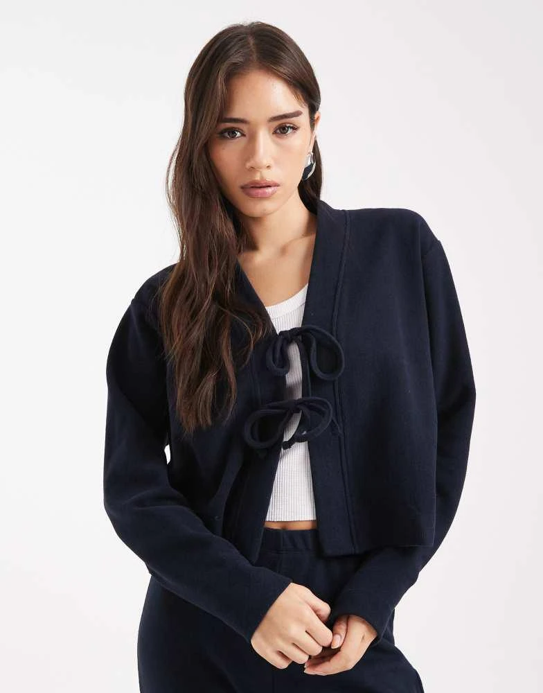 商品Miss Selfridge|Miss Selfridge soft rib tie front rib cardigan in navy,价格¥308,第1张图片