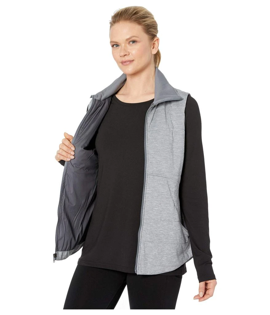 商品Marmot|Visita Insulated Vest,价格¥774,第5张图片详细描述