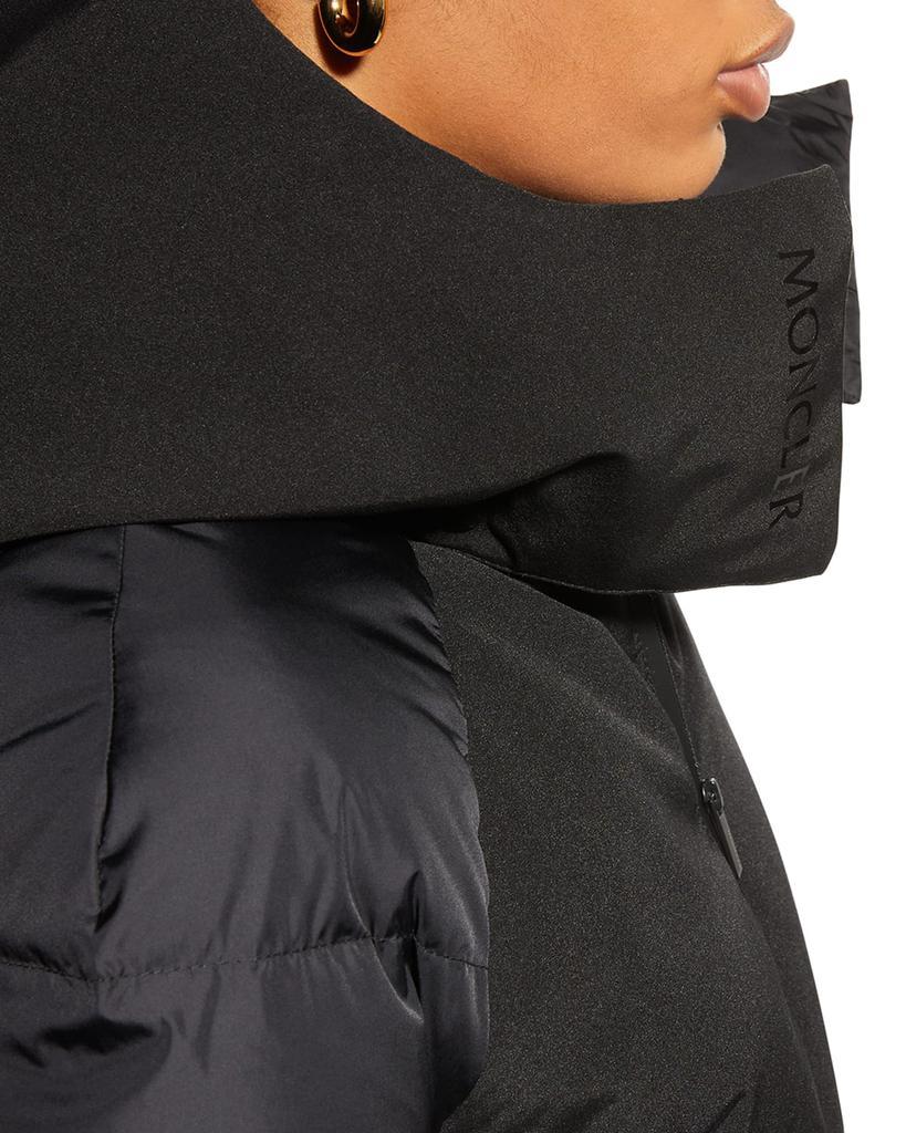 商品Moncler|Heliotrope Long Puffer Coat,价格¥17540,第7张图片详细描述