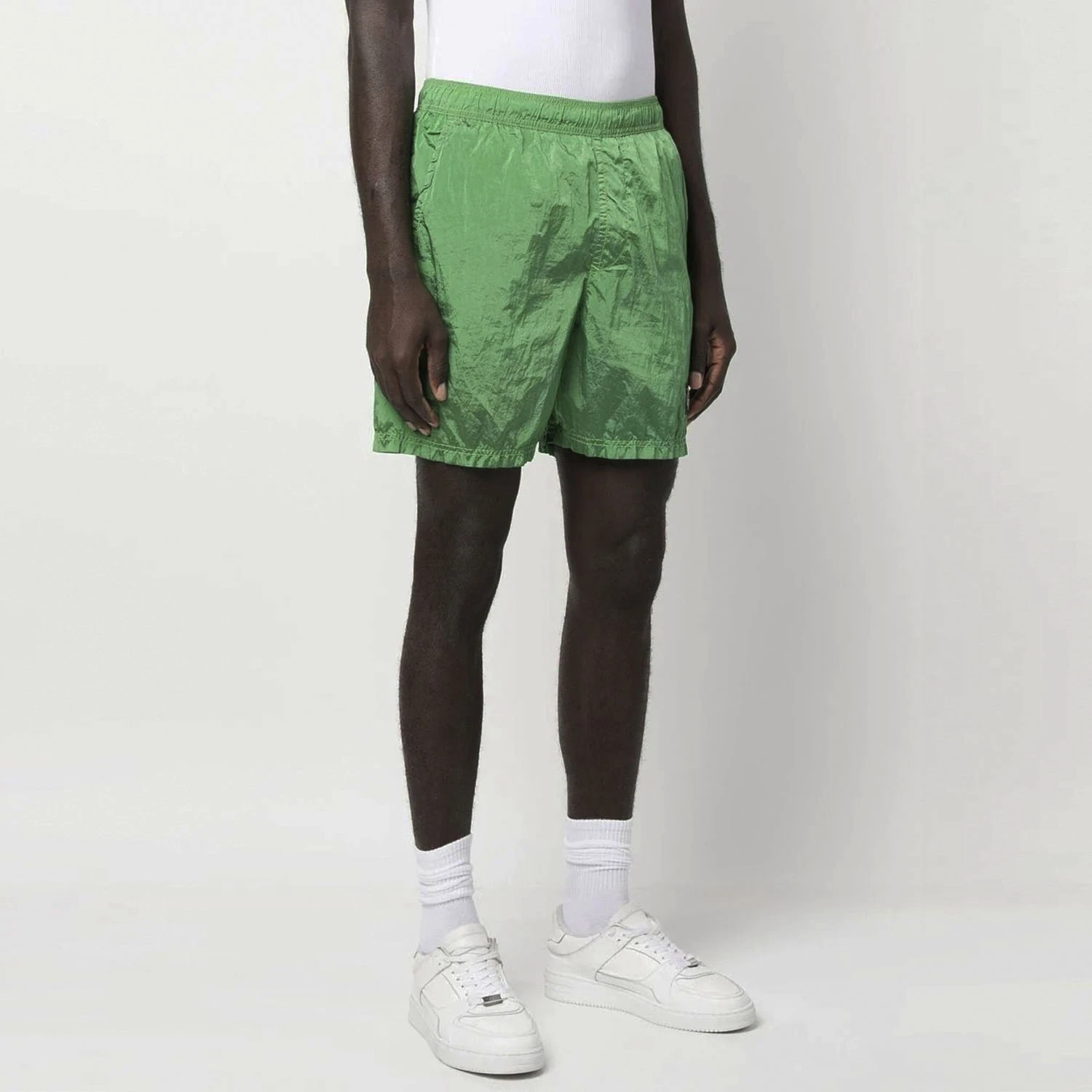 商品[国内直发] Stone Island|石头岛 纯色品牌Logo徽标松紧休闲短裤 男款 绿色,价格¥1275,第4张图片详细描述
