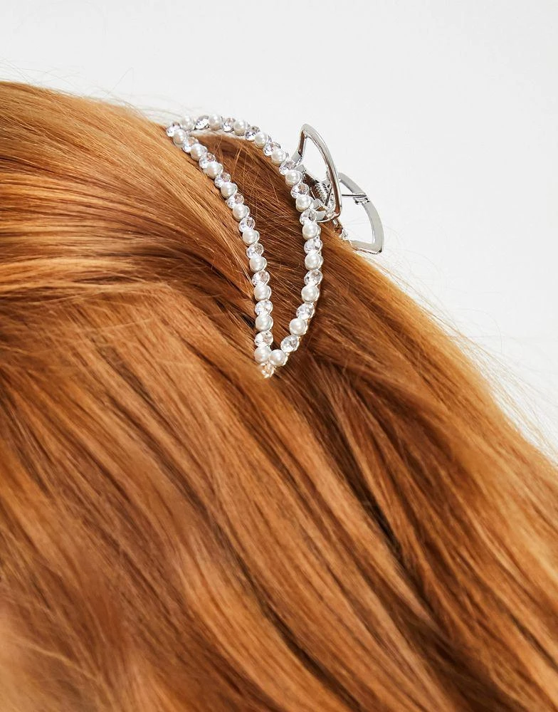 商品True Decadence|True Decadence hair claw in silver with crystal embellishment,价格¥85,第4张图片详细描述