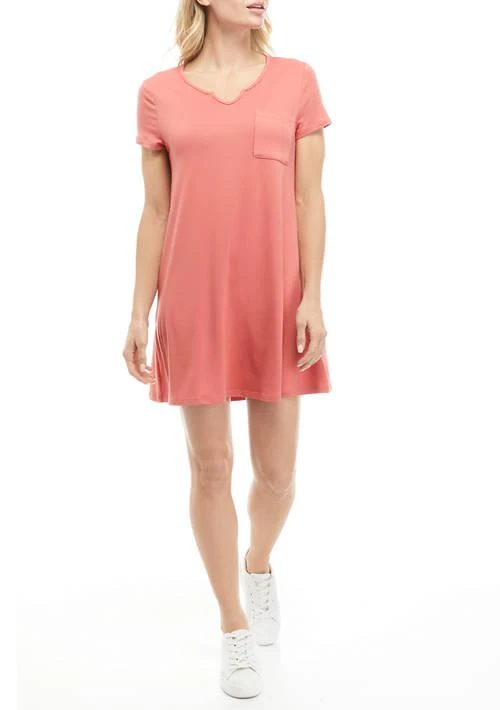 商品Love, Fire|Fire Juniors Short Sleeve Notch Neck T Shirt Dress,价格¥53,第1张图片详细描述