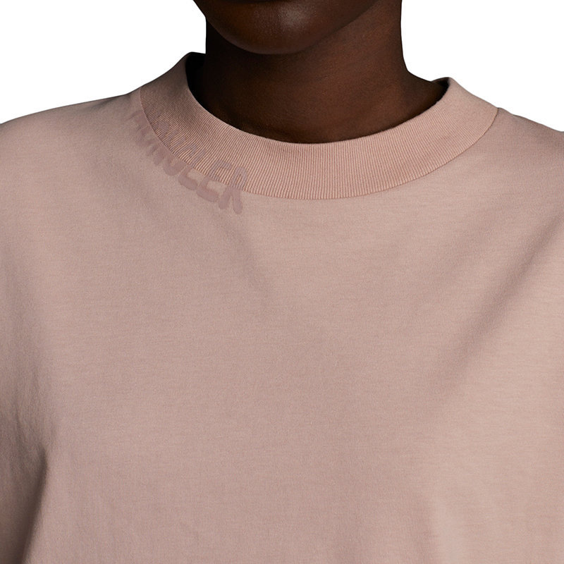 商品Moncler|【预售3-7天】Moncler/蒙克莱 22年秋冬新款 女士花瓣粉色棉质饰绗缝尼龙袖袋短袖T恤H20938C00003829HP51A,价格¥2533,第8张图片详细描述