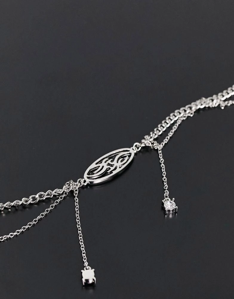 商品Reclaimed Vintage|Reclaimed Vintage tattoo pendant choker with drop details in silver,价格¥125,第4张图片详细描述