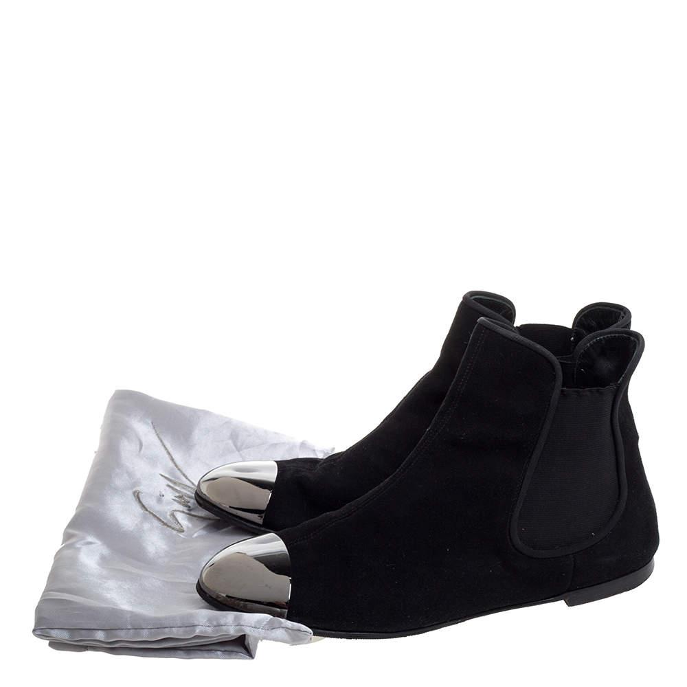 Giuseppe Zanotti Black Suede Leather Metal Cap Ankle Booties Size 40商品第8张图片规格展示