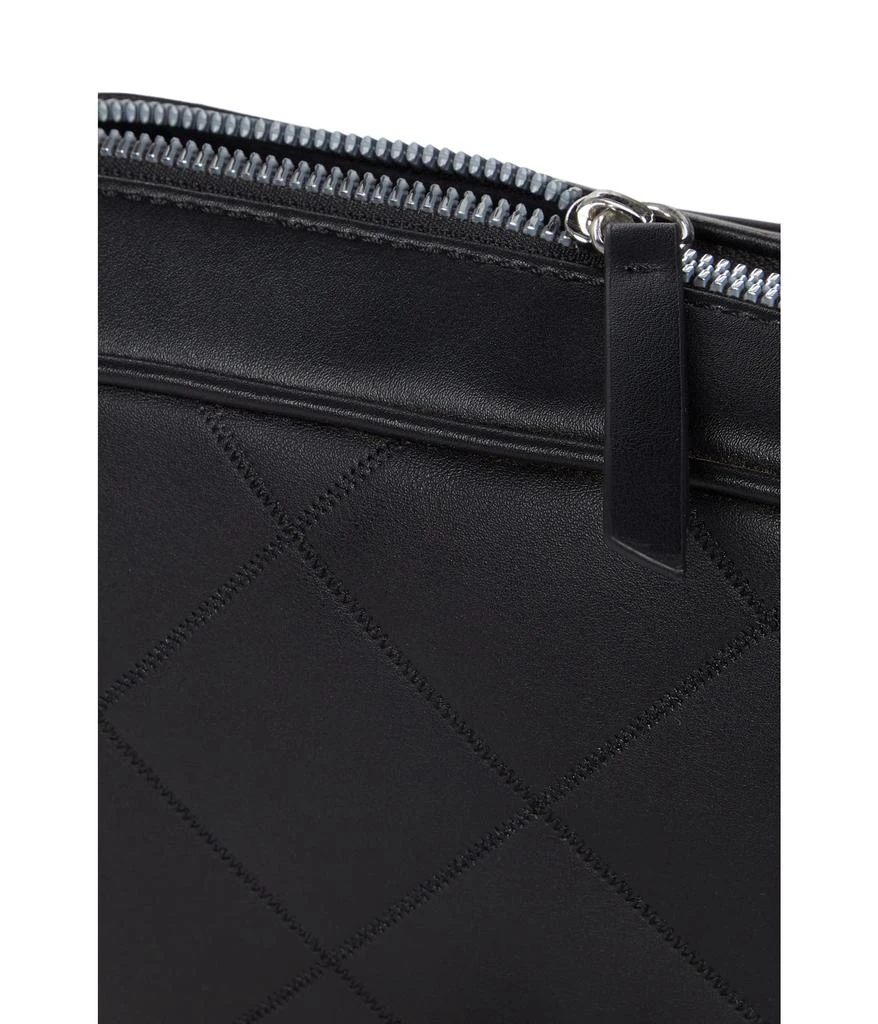 商品Nine West|Madelain Mini Crossbody,价格¥179,第3张图片详细描述