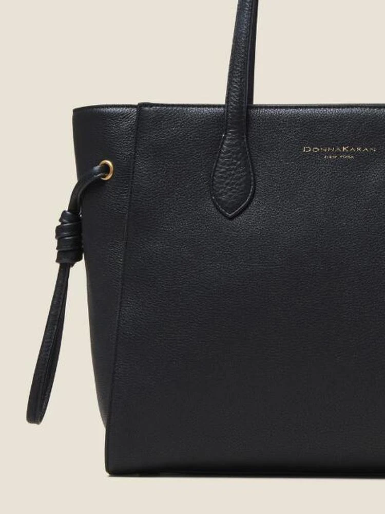 商品DKNY|Pebbled Leather East West Tote,价格¥1890,第4张图片详细描述