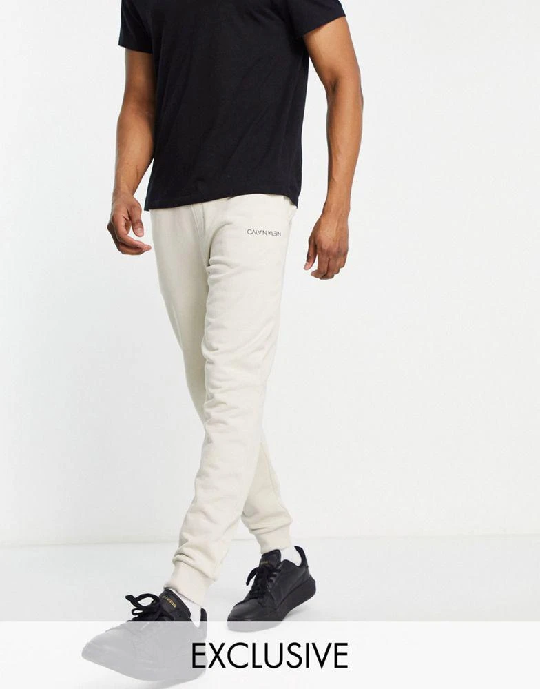 商品Calvin Klein|Calvin Klein exclusive to ASOS joggers in stone,价格¥510,第1张图片