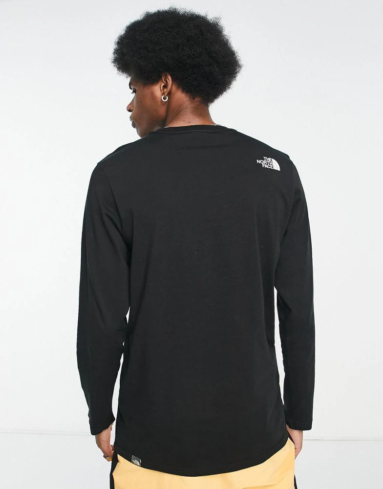 商品The North Face|The North Face Coordinates long sleeve chest print t-shirt in black,价格¥258,第2张图片详细描述