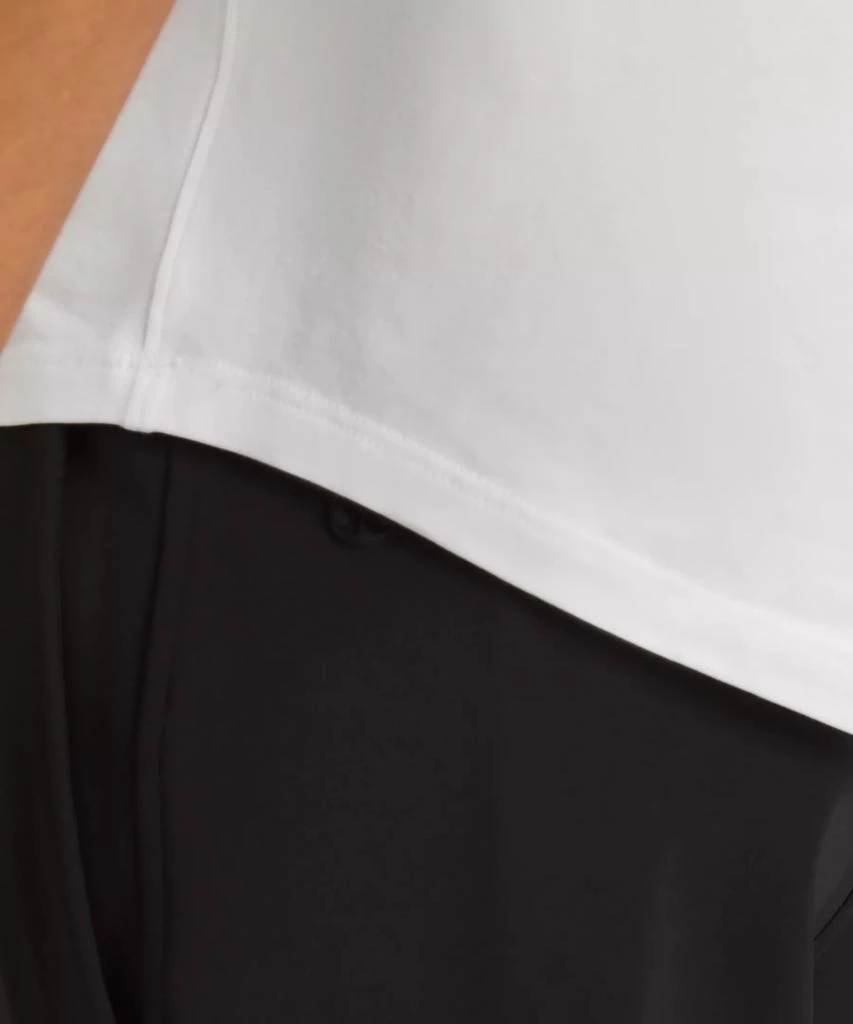 Love Curved-Hem Crewneck T-Shirt 商品