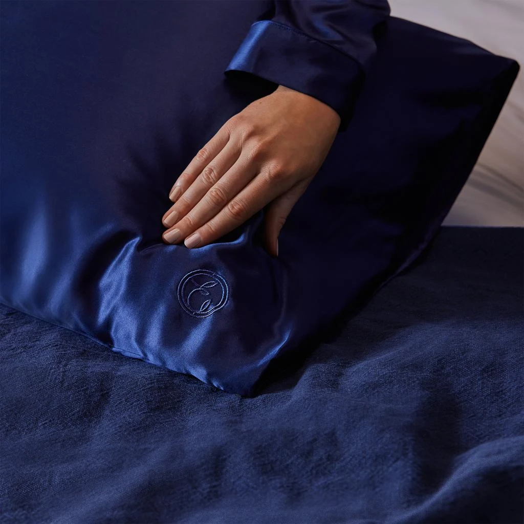 商品ESPA|ESPA Silk Pillowcase - Navy Blue,价格¥552,第4张图片详细描述