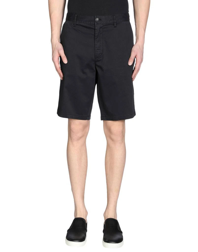 商品Armani|Shorts & Bermuda,价格¥910,第1张图片